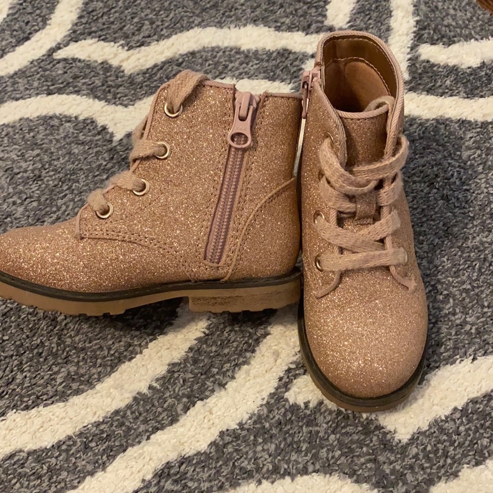 Toddler girl cat and jack sparkle shoes